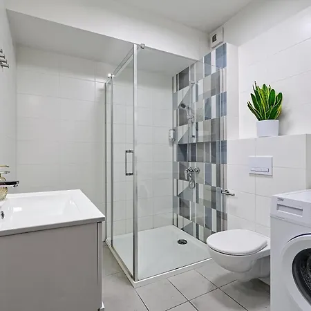 Urbannestapartments-op51 아파트 *